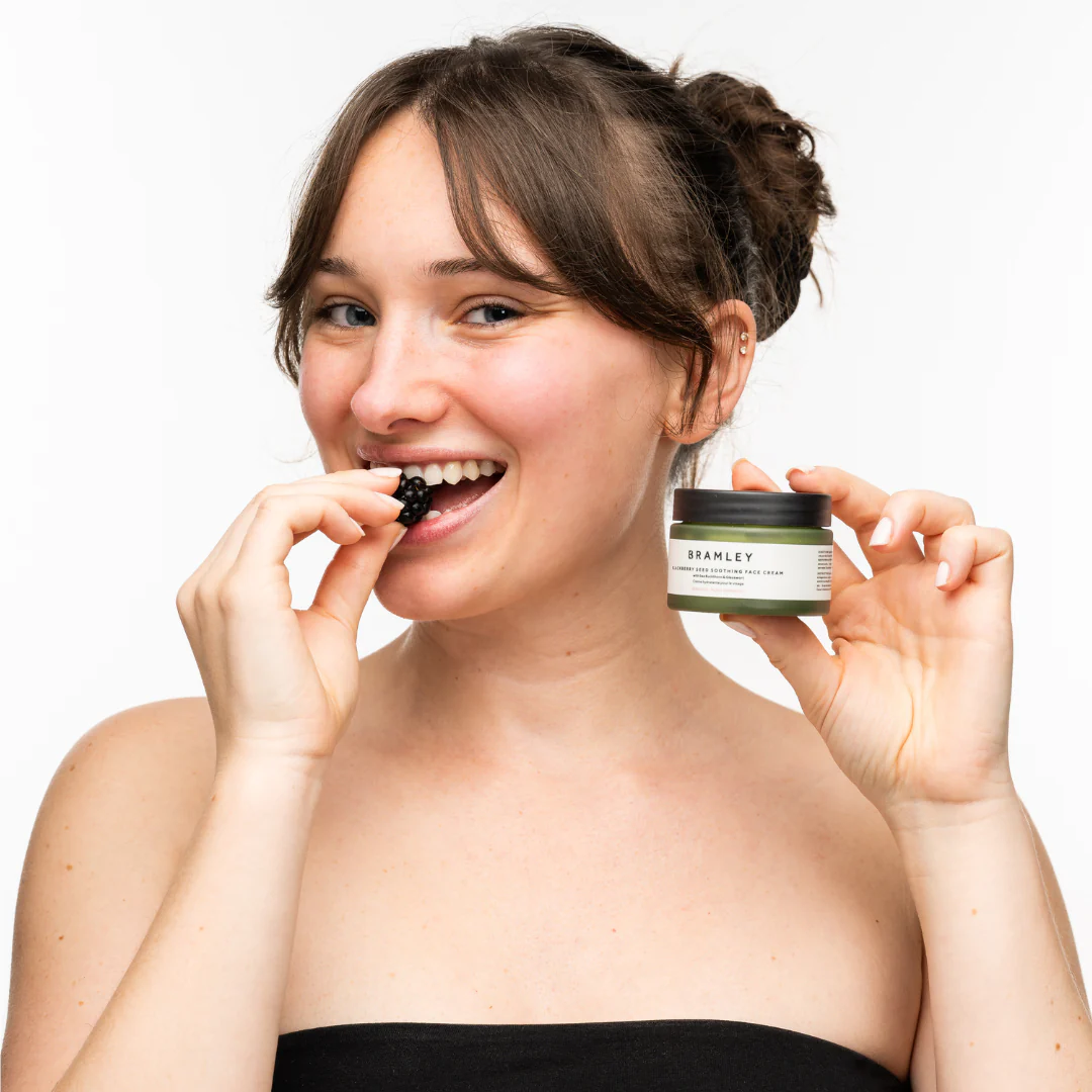 Blackberry Seed Soothing Face Cream - Image 6