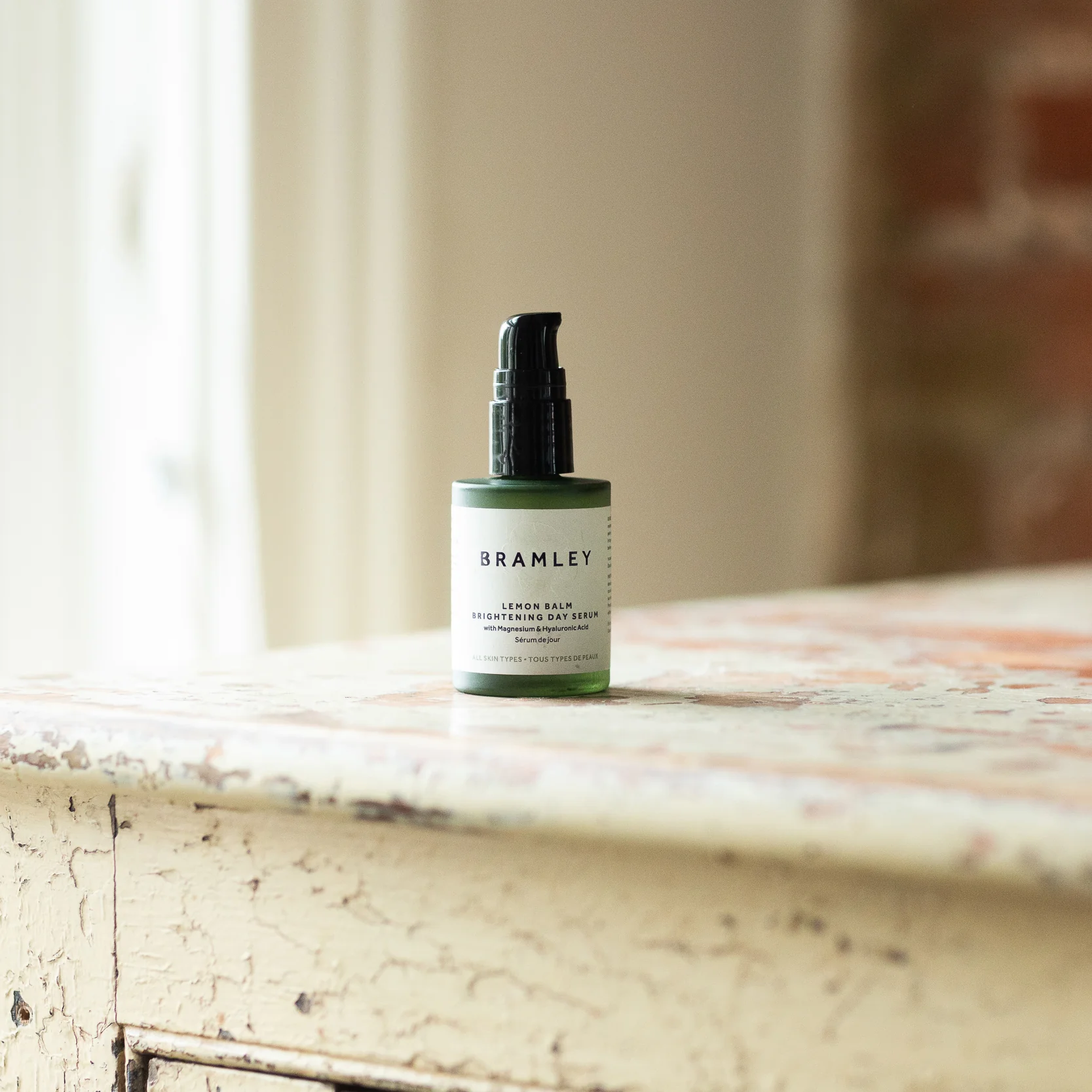 Lemon Balm Brightening Serum - Image 6
